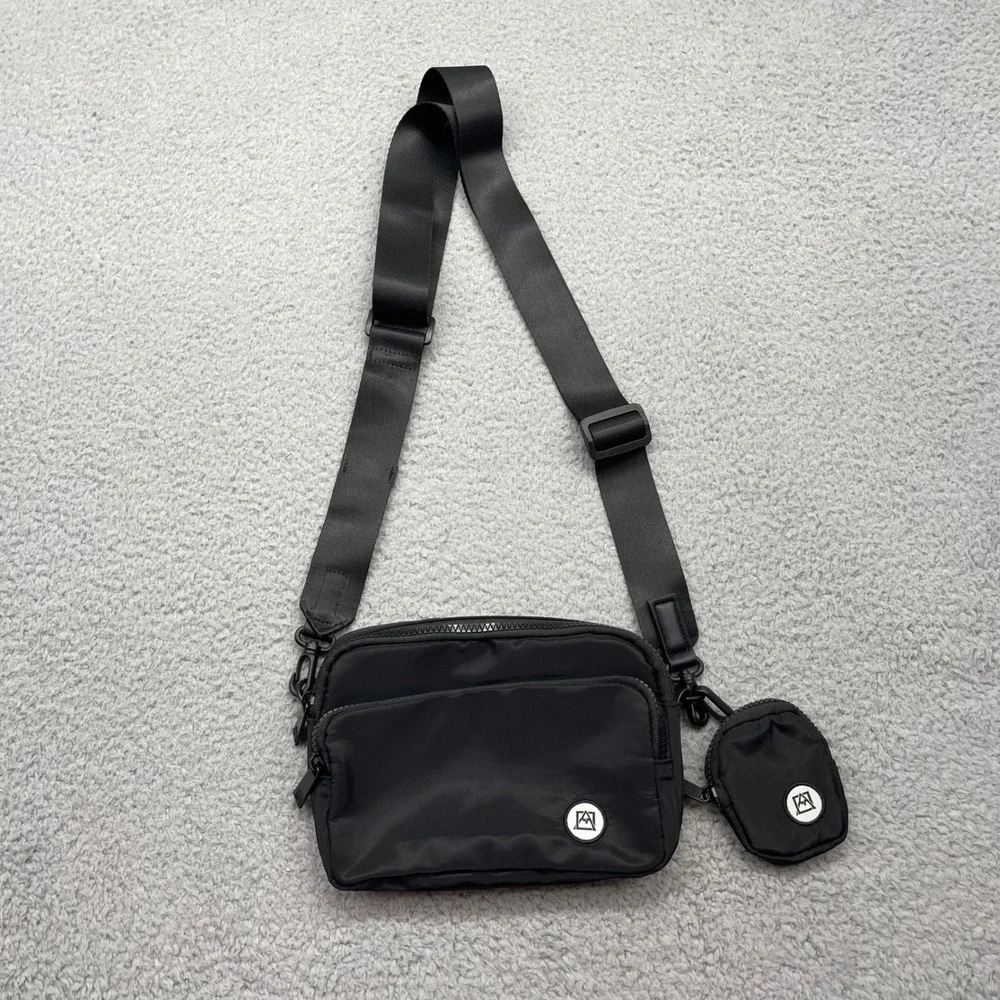 Avalanche AVF8553BK Unisex Small Black Crossbody Bag w/ Detachable Utility Pouch
